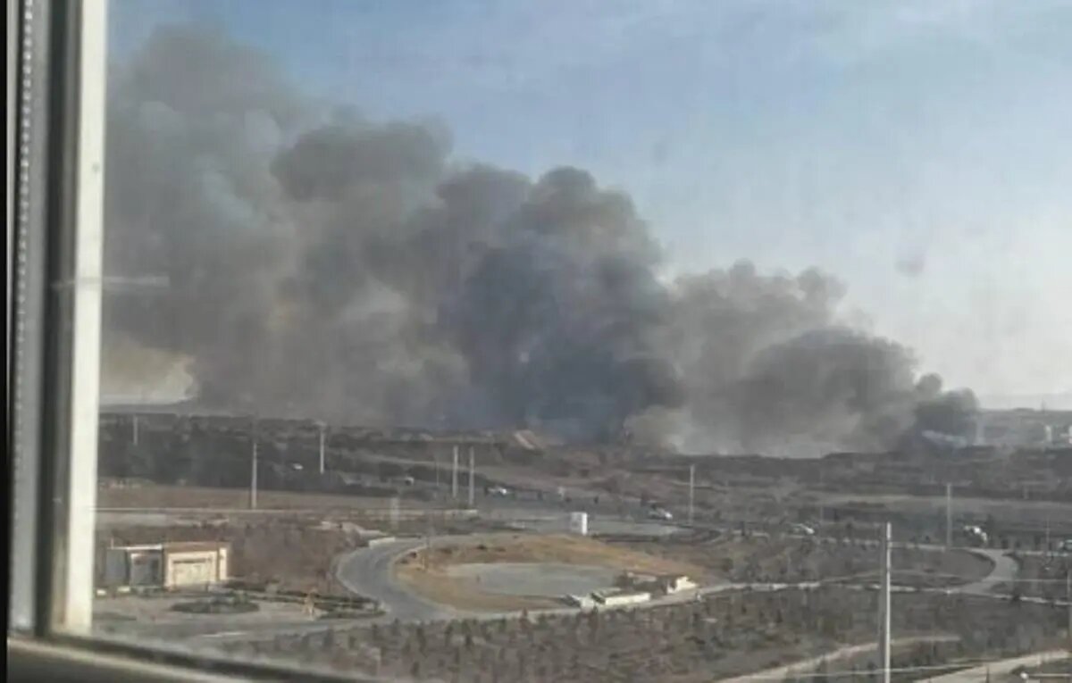 ببینید | تصاویر تازه از آتشسوزی در نیزارهای رودشور پرند ببینید | تصاویر تازه از آتشسوزی در نیزارهای رودشور پرند